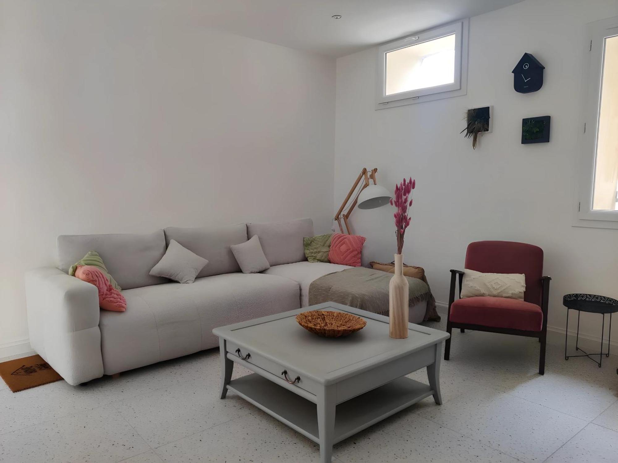 Appartement Climatise Avec Terrasse Et Vue Sur Le Luberon *