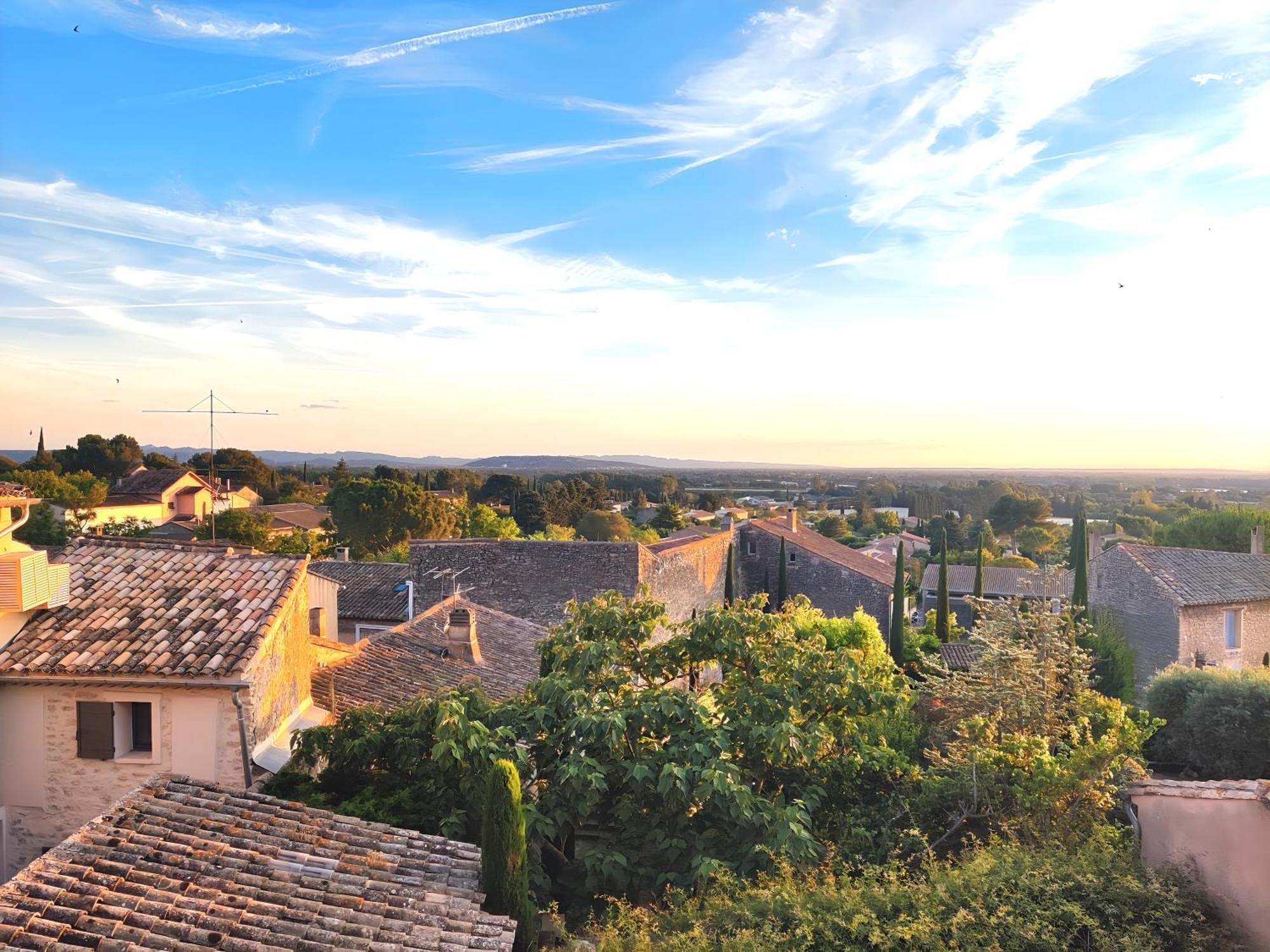 Climatise Avec Terrasse Et Vue Sur Le Luberon