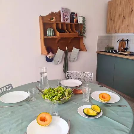 Appartement Climatise Avec Terrasse Et Vue Sur Le Luberon Lagnes Exterior photo